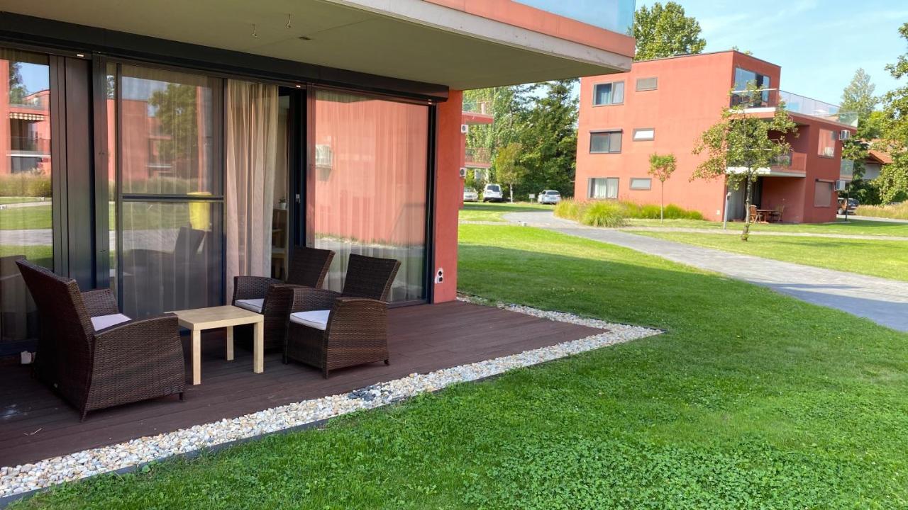 Prime Apartmans Balatonlelle Eksteriør billede