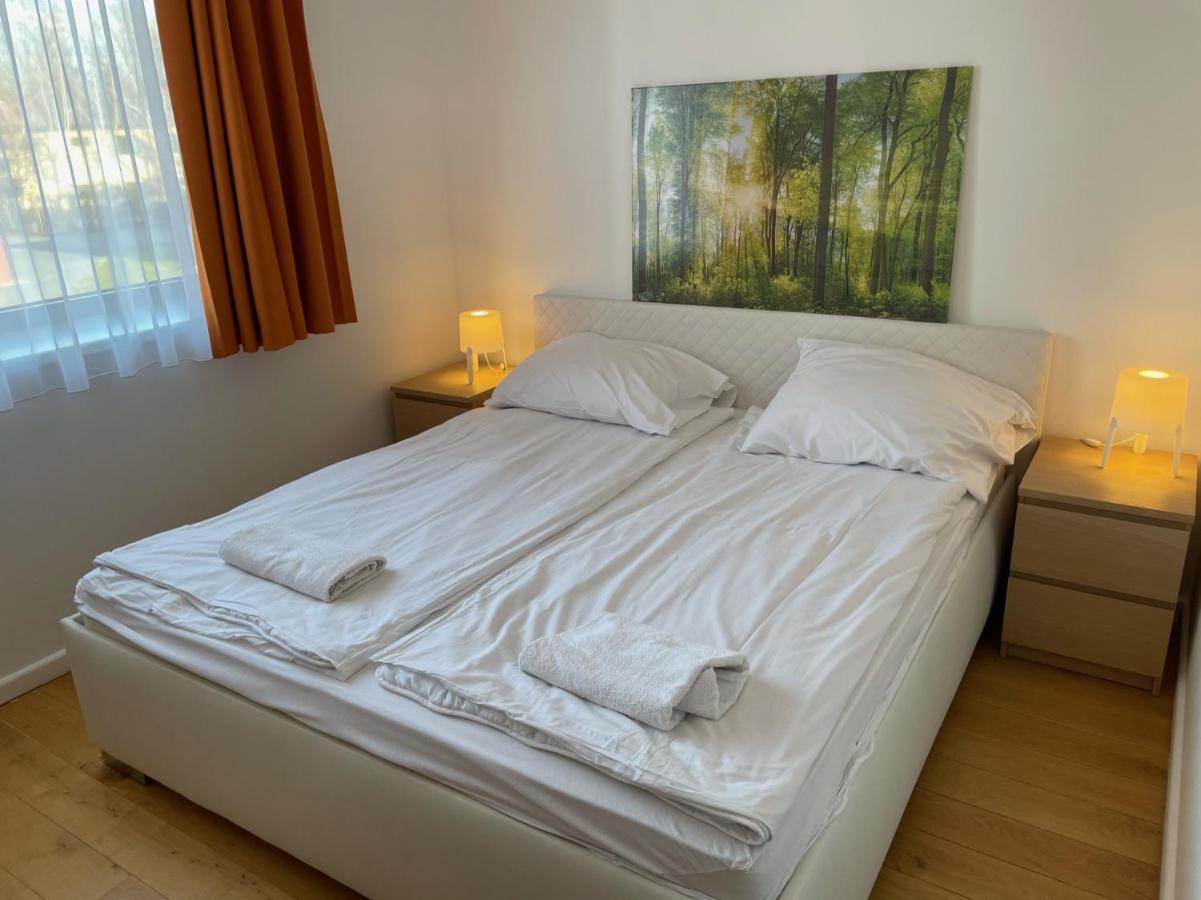 Prime Apartmans Balatonlelle Eksteriør billede